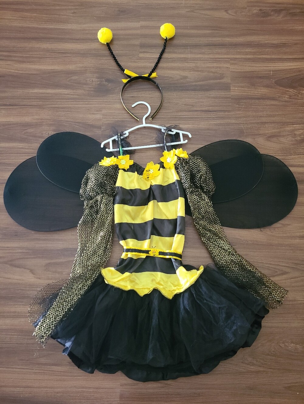 Rubie’s Costume Co. Girls Bumble Bee Costume Set Dress Wings Headband Medium